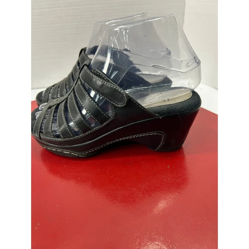 G.H. Bass Milly Caged Wedge Sandals 5.5M Black Contrast Stitch Comfort Classic